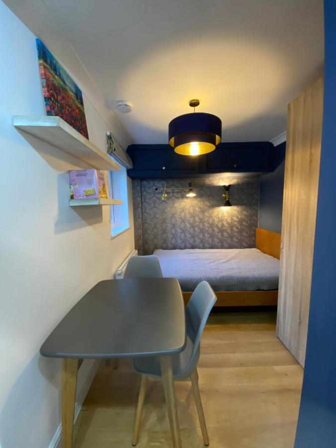Stylish 1-Bed Studio Londra Exterior foto